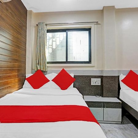 Oyo 84398 Maroshi Residency Bombay Eksteriør billede