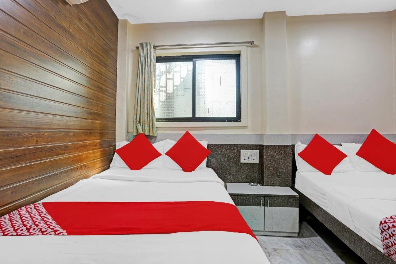 Oyo 84398 Maroshi Residency Bombay Eksteriør billede
